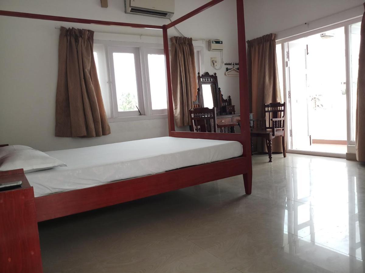 Daphne Hotel Mamallapuram Exterior foto