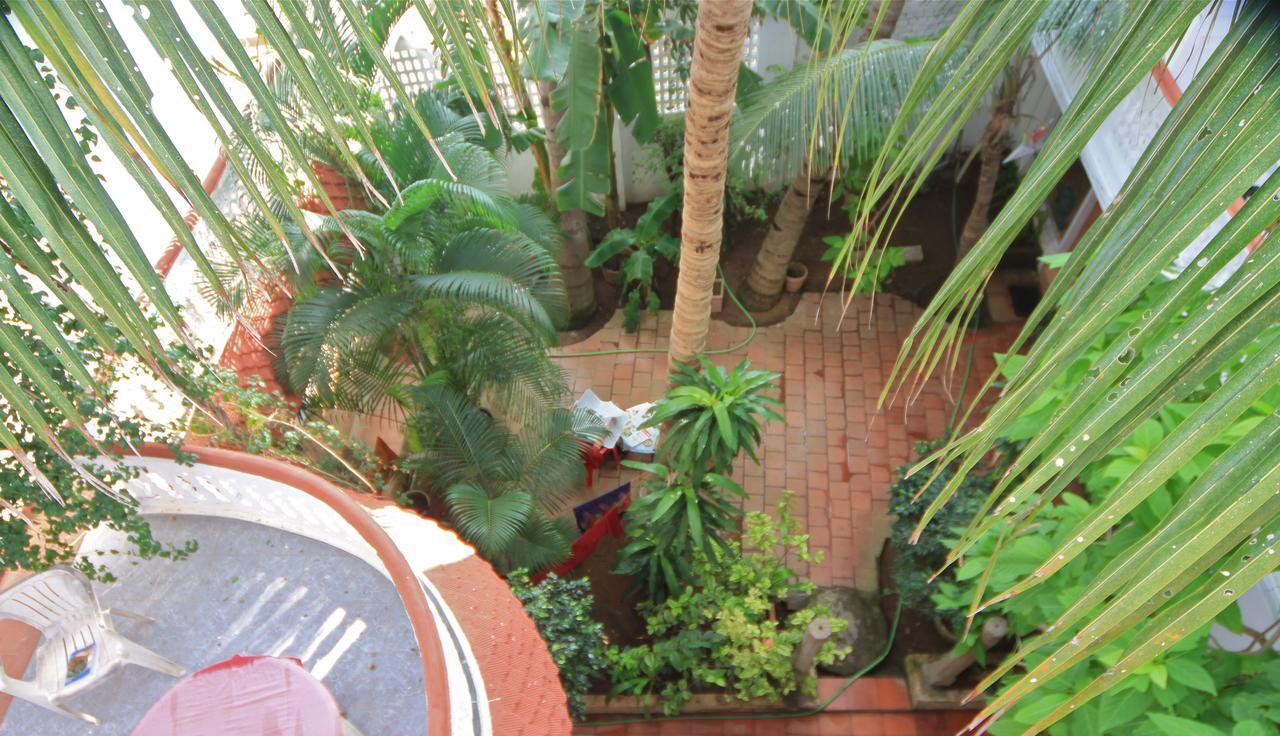 Daphne Hotel Mamallapuram Exterior foto
