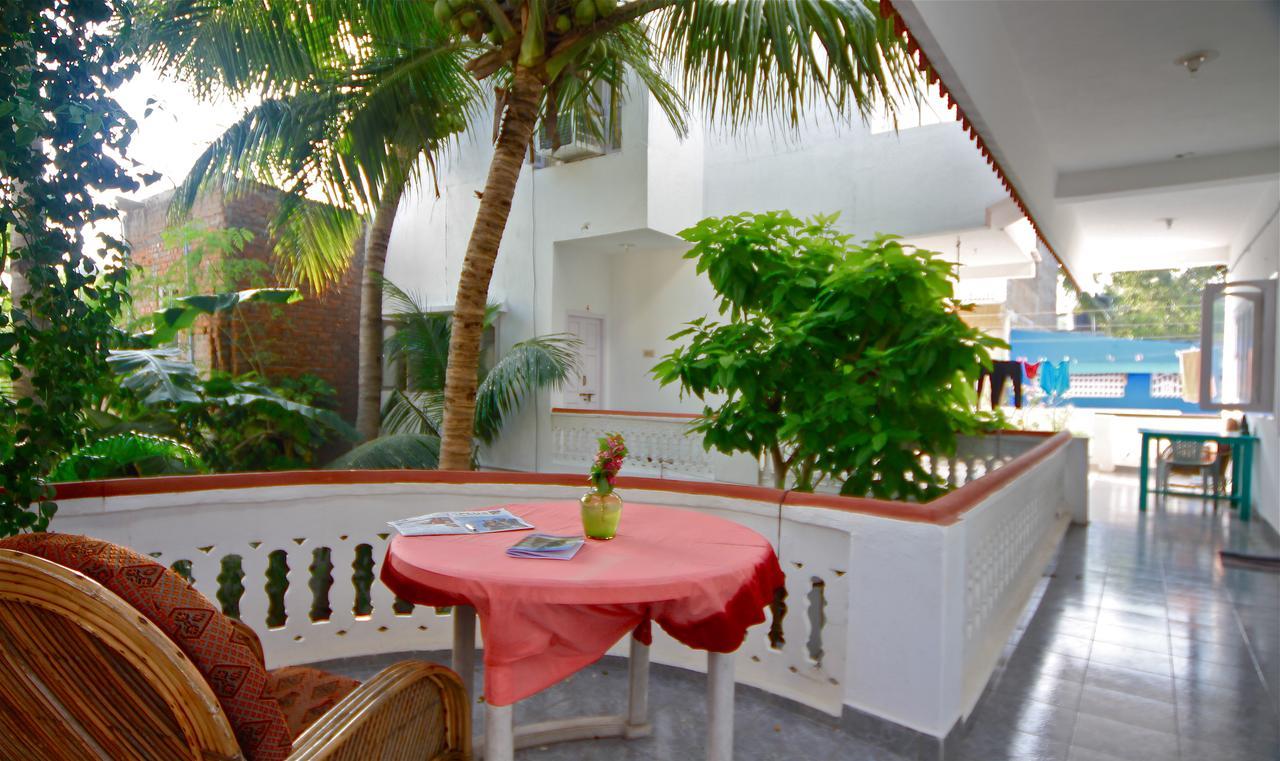 Daphne Hotel Mamallapuram Exterior foto