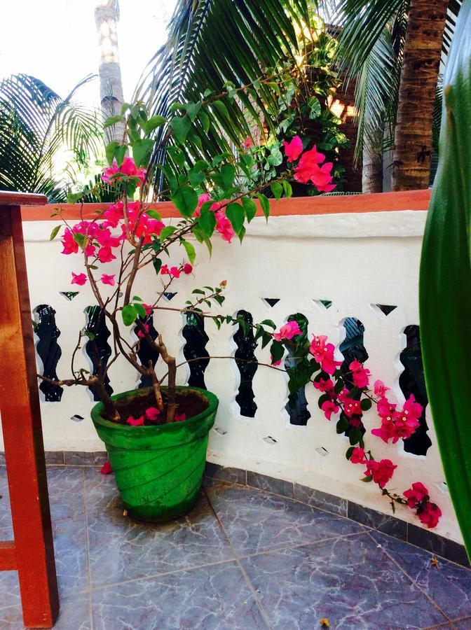 Daphne Hotel Mamallapuram Exterior foto